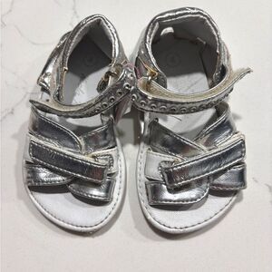 Koala Kids Vintage Shiny Silver Girls Summer Ankle Strap Dress Sandals Size 4